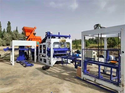 Mașină de fabricat cărămidă pentru blocuri de construcție din Ghana